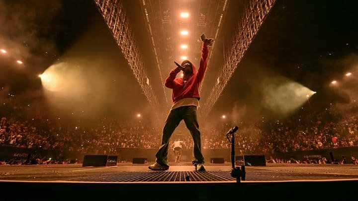 Kendrick Lamar: From Compton Streets to Super Bowl Stage – A Journey of Musical Evolution and Cultural Impact